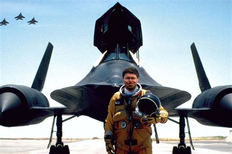 SR-71 pilot, photographer and storyteller Brian Shul dies at 75