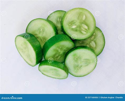 Sliced Cucumber Kheera Khira Gurke Cucumis Sativus Cetriolo Pepino-cucumber for Salad Slicing ...