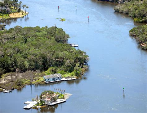 Woman's body recovered after boat strikes channel marker in Homosassa ...