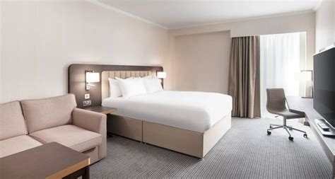 Gatwick Airport Hotels - Hilton London Gatwick Airport