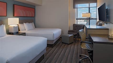 Hotel Suites Downtown Indianapolis | Hyatt House Indianapolis/Downtown