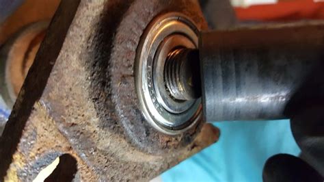 John Deere Mower Deck Spindle Bearing Replacement : 13 Steps (with Pictures) - Instructables