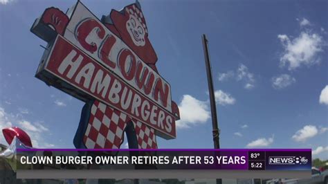 Owner of Clown Burger retires after 53 years | wfaa.com