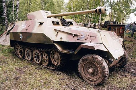 Самоходная артиллерийская установка Sd.Kfz.251/22 (Германия) » Военное обозрение