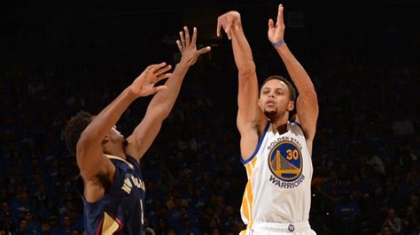 Stephen Curry Hits NBA Record 13 Three-Pointers - WCCB Charlotte's CW