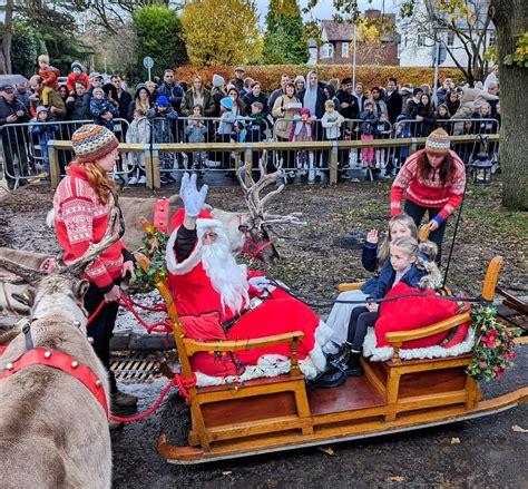 Christmas Lights Switch-on 2023 in pictures | Wilmslow Town Council