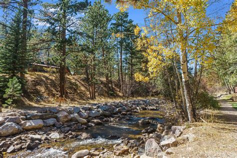 PMI – Estes Park: Fall River Escape in Fawn Valley Inn – PMI Estes Park