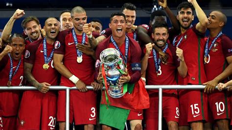 Taça dos Campeões Europeu na CIdade do Porto - Rádio Portuense