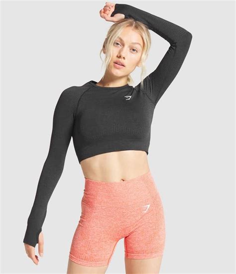 21 Classic Workout Clothes Brands - Curve Life Style