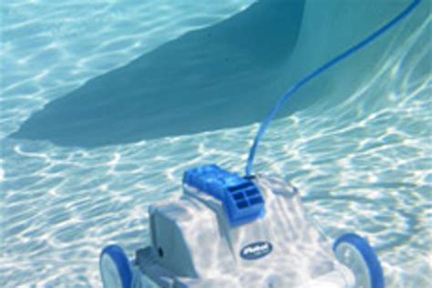 iRobot Verro Pool Cleaning Robot | Uncrate