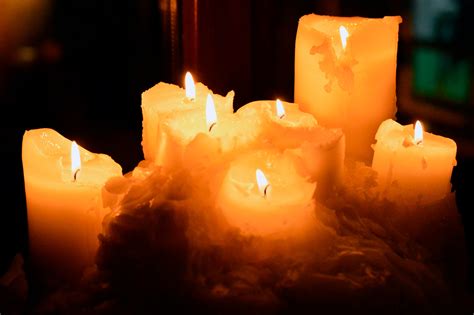 20 Fotos a la Luz de las Velas para Encontrar la Inspiración