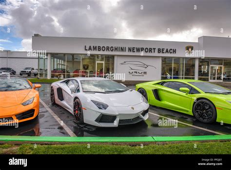 Arriba 80+ imagen lamborghini dealership london - Abzlocal.mx