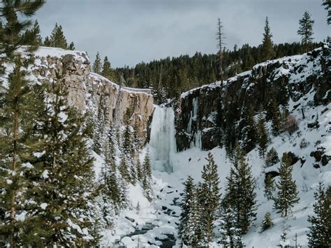 10 EPIC Winter Activities in Bend Oregon