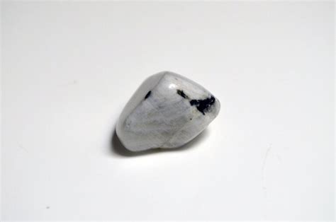 Black Moonstone Meaning & 11 Healing Properties