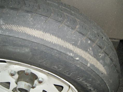 What Do Tire Tread Wear Patterns Mean? | Peters Body Shop