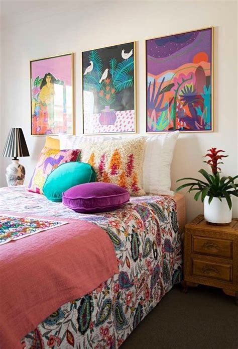 30 Maximalist Bedroom Decor Ideas That Wow - Shelterness