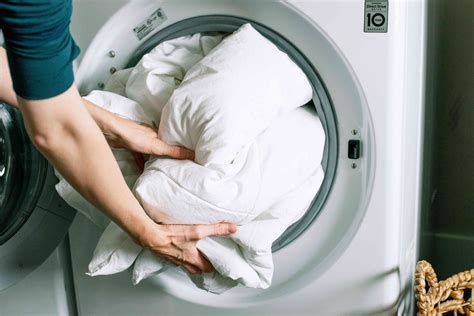 What Size Washer Do You Need for a King-Size Comforter?