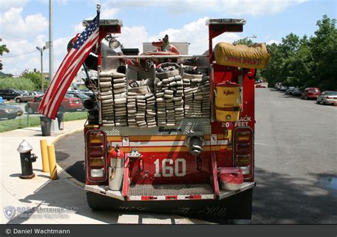 Einsatzfahrzeug: FDNY - Staten Island - Engine 160 - TLF - BOS-Fahrzeuge - Einsatzfahrzeuge und ...