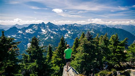 10 Spectacular Hikes In Washington's Snoqualmie Pass