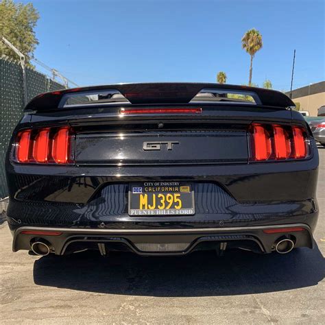 Vicrez Carbon Fiber Rear Wing Spoiler GT500 Style vz102133 | Ford ...