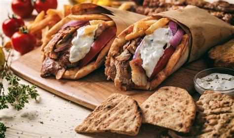 Pita Gyros Becomes Even More Expensive And Reaches €4