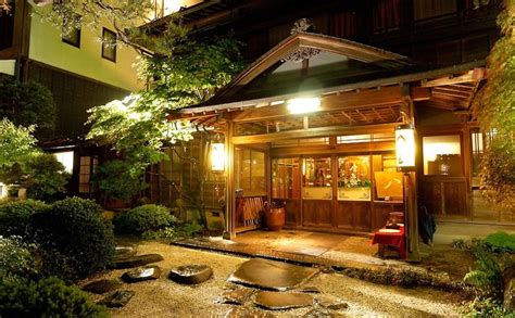 Top 10 Historical Hotels & 'Ryokan' Inns | All About Japan