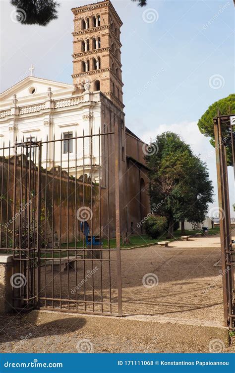 Basilique De Bonifacio Et Alessio De Santi à Rome, Italie Photo stock - Image du italie ...