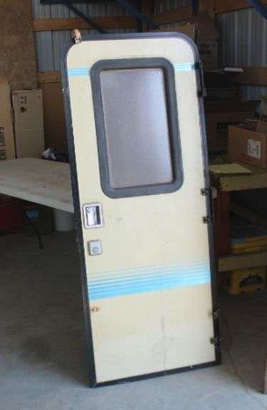 Camper Door - Lee Real Estate & Auction Service