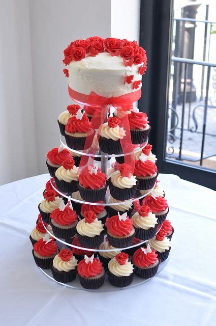 Red and cream rose wedding cupcakes – Artofit