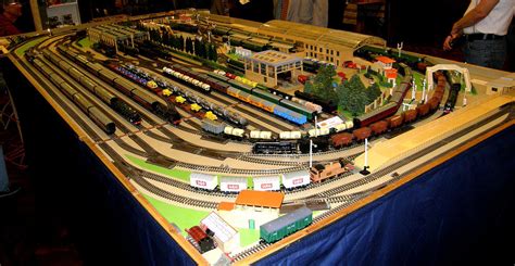 For Free Hornby model train layouts ~ Bistrain