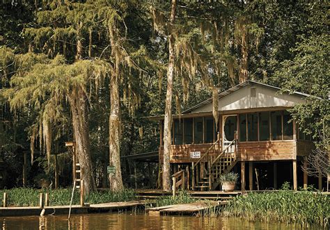 Swamp house of New-Orleans | #ExperienceTransat – Air Transat Travel Blog