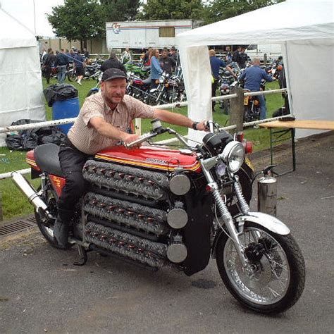 48-cylinder motorcycle | Simon Whitlock on his self-built 48… | Flickr