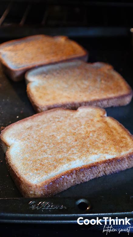 Learn How to Toast Bread in Oven - CookThink