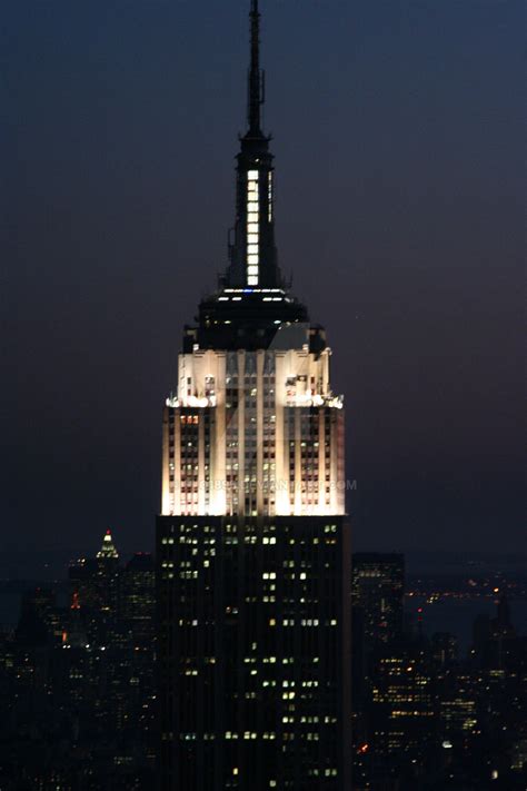 Empire State Building - night by Flo1895 on DeviantArt