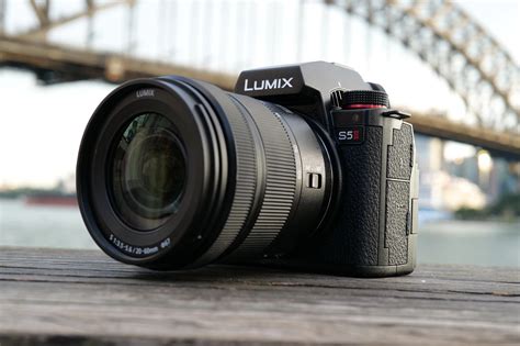 Panasonic announces the Lumix S5II: a focus on autofocus | Popular ...