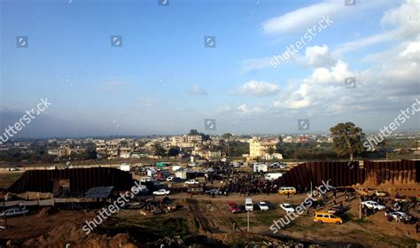 Scene Rafah Border Between Gaza Strip Editorial Stock Photo - Stock ...