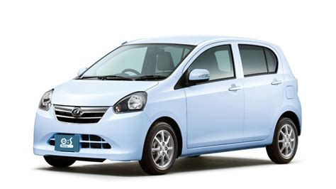 Daihatsu Unveils Mira e:S Kei Car in Japan, Does 75 MPG - autoevolution