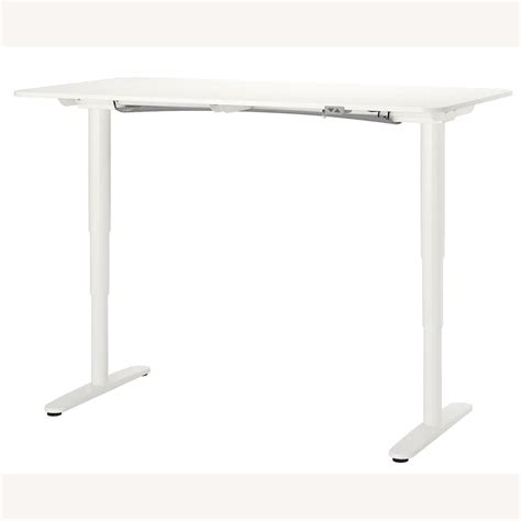 IKEA Sit/Stand Desk - AptDeco