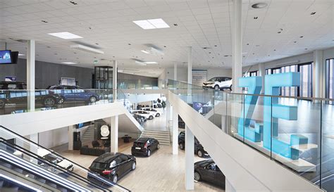 Automotive Showroom in Herning / Krads | ArchDaily