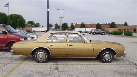 1983 Chevrolet Impala - Information and photos - MOMENTcar