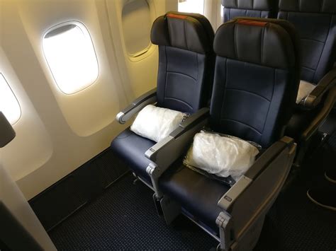 Flight Review: Main Cabin Extra Row 20 on American’s 777-300ER ...