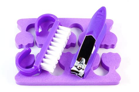 13 Essential Tools to do Pedicure at Home