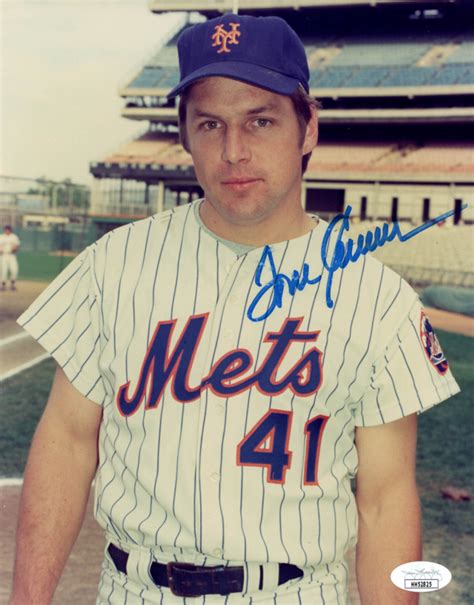 Tom Seaver Signed Mets 8x10 Photo (JSA COA) | Pristine Auction