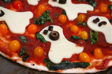 Healthy Halloween: Ghost Pizza - Whitney E. RD