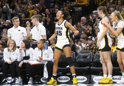 Hannah Stuelke: The Key Ingredient for Iowa Hawkeyes' Deep Tournament ...