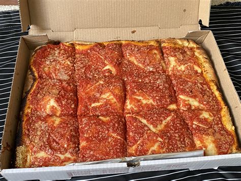 L&B Spumoni Gardens, Brooklyn - half tray : r/Pizza