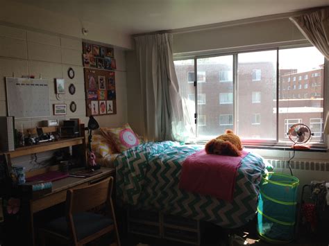 Flint Hall - Syracuse Univesity Dorm Rooms, Room Inspiration, Syracuse University, Flint, Bed ...