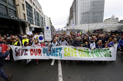 World Bank to give $200bn to combat climate change