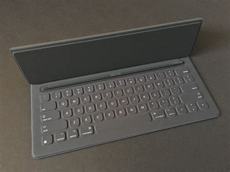 Review: Apple Smart Keyboard for iPad Pro