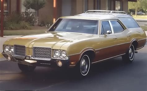 Oldsmobile Vista Cruiser - Information and photos - MOMENTcar